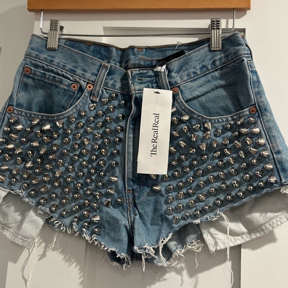 Denim Levi’s shorts